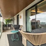 Elegant 2 Bedroom Gem With Terrace And Parking Rems Appartement *