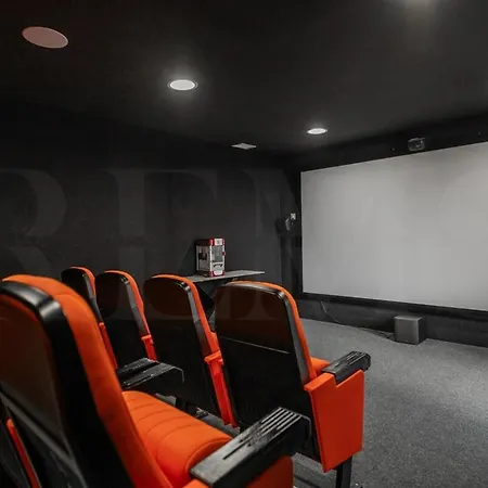 Apartment Elegant 2 Bedroom Gem With Terrace And Parking Rems Fuengirola