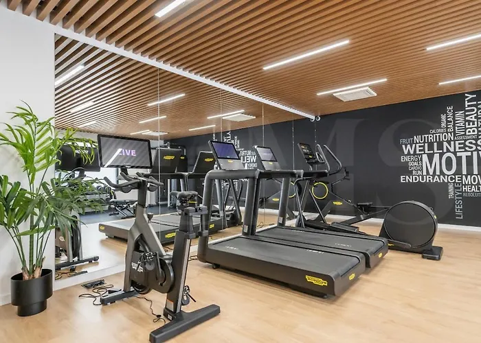 Elegant 2 Bedroom Gem With Terrace And Parking Rems Appartement Fuengirola