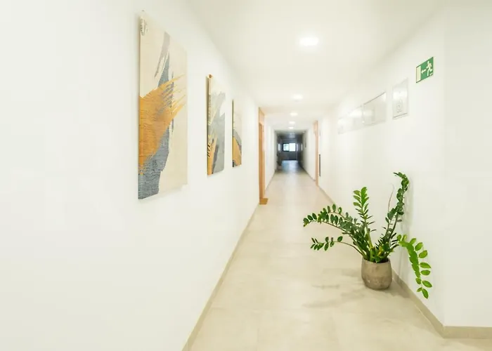 Elegant 2 Bedroom Gem With Terrace And Parking Rems * Fuengirola