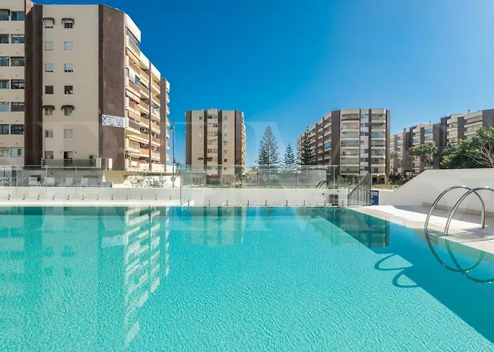 Apartman Elegant 2 Bedroom Gem With Terrace And Parking Rems Fuengirola