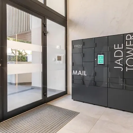 Elegant 2 Bedroom Gem With Terrace And Parking Rems